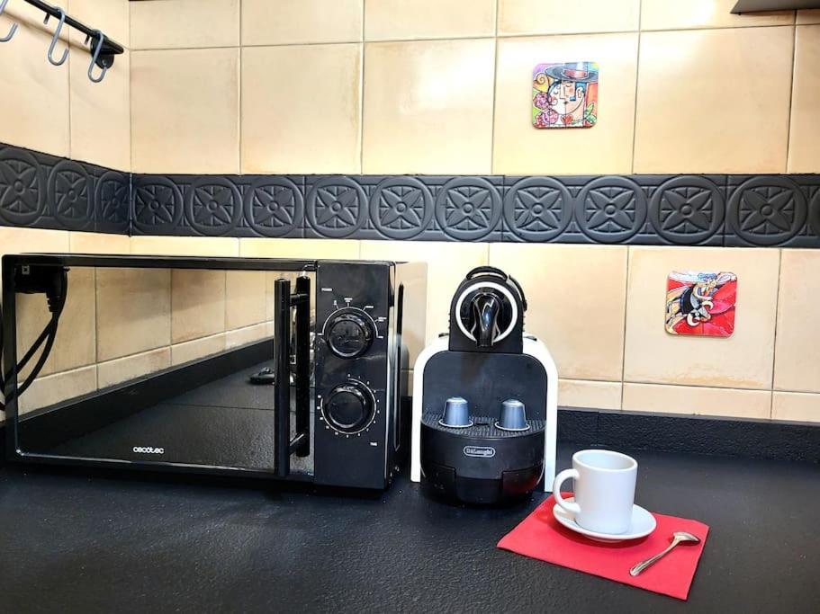 Flamenco, Apartamento Exclusivo De Dos Habitaciones En El Pleno Del Casco Antiguo, Alicante, Playa, Centro Historico, Rambla Exteriör bild